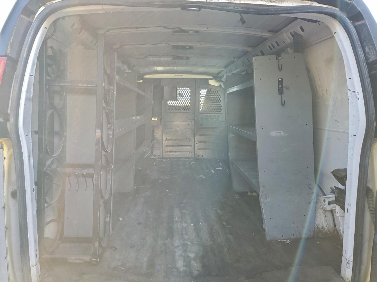 2016 GMC Savana G3500 VIN: 1GTZ7HFG5G1141852 Lot: 94042195