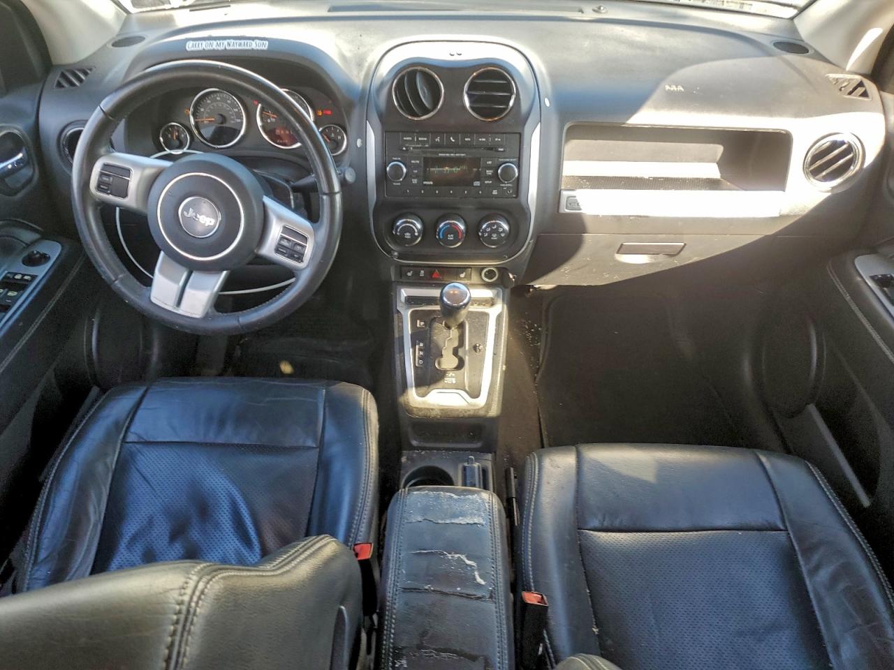 2016 Jeep Compass Latitude VIN: 1C4NJDEB2GD653985 Lot: 93946315