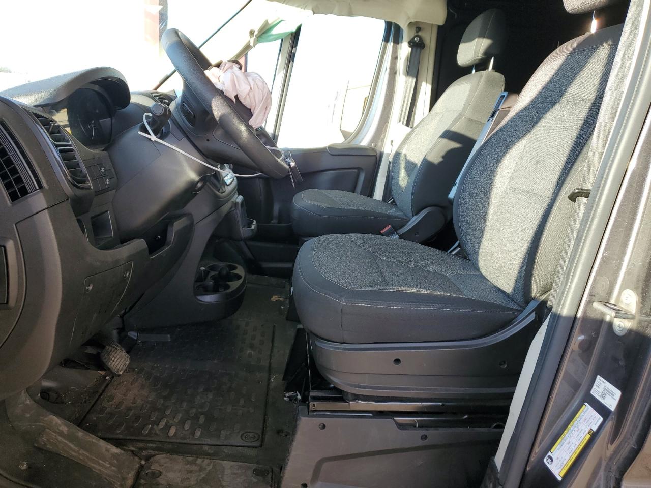 2022 Ram Promaster Delivery Van VIN: 3C6MRVJG3NE120798 Lot: 93250225