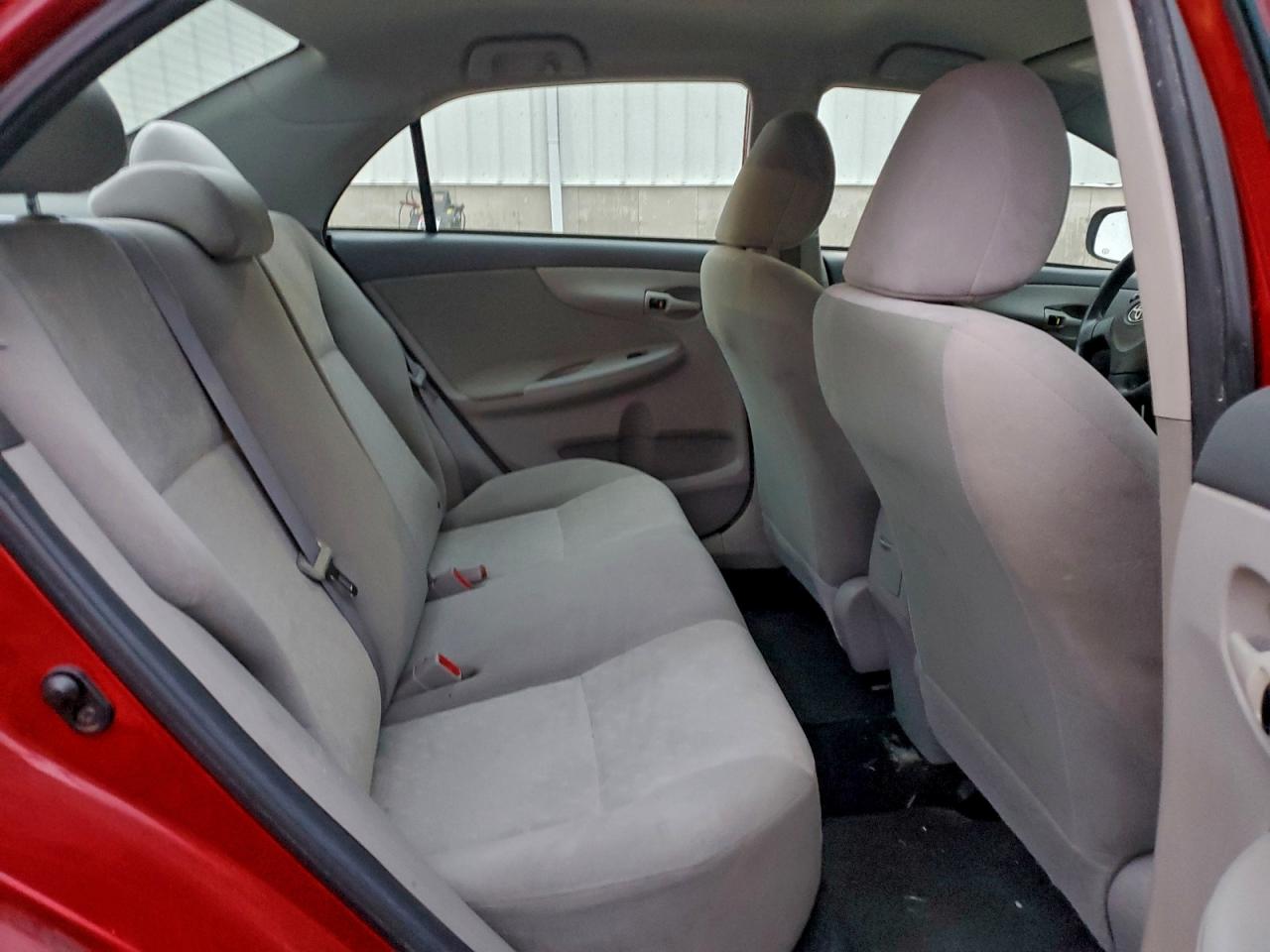 2010 Toyota Corolla Base VIN: 2T1BU4EE5AC199238 Lot: 94308005