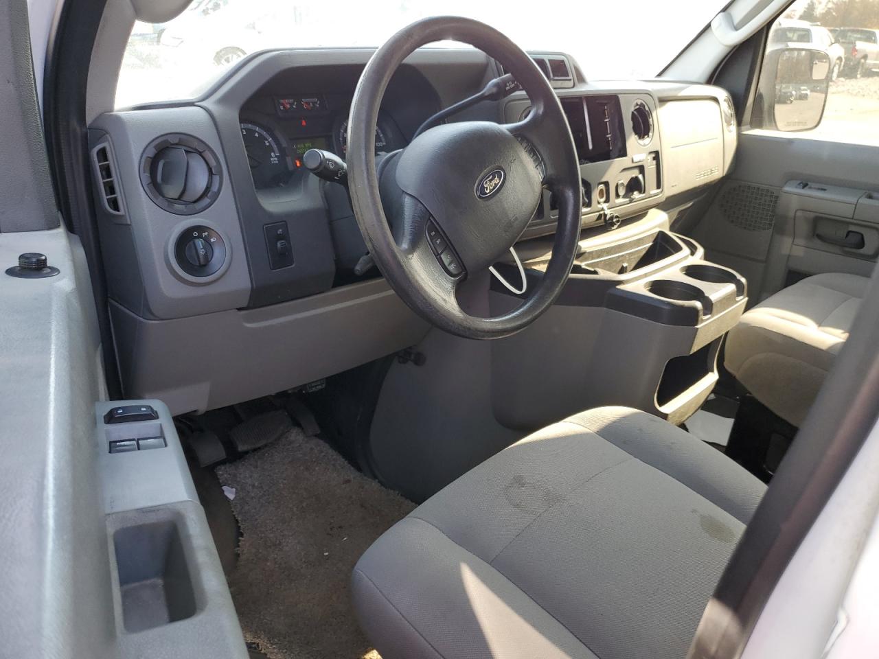 2013 Ford Econoline E150 Van VIN: 1FTNE1EW4DDB02538 Lot: 90619105