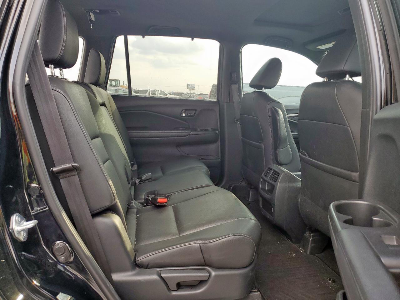 2021 Honda Passport Exl VIN: 5FNYF7H58MB015556 Lot: 93501275