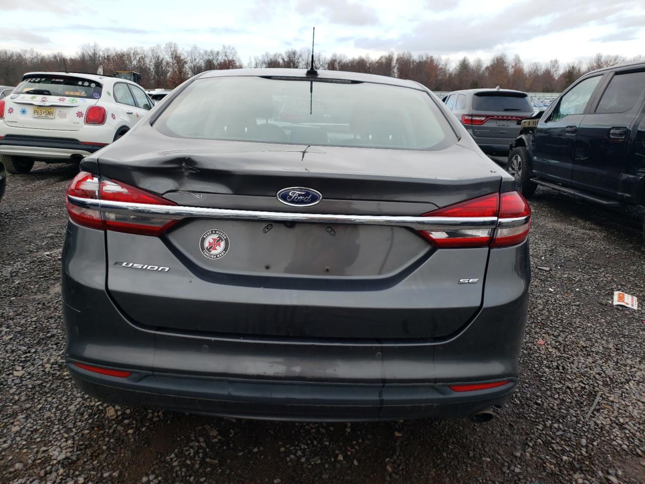 2018 Ford Fusion Se VIN: 3FA6P0H71JR118105 Lot: 93267145