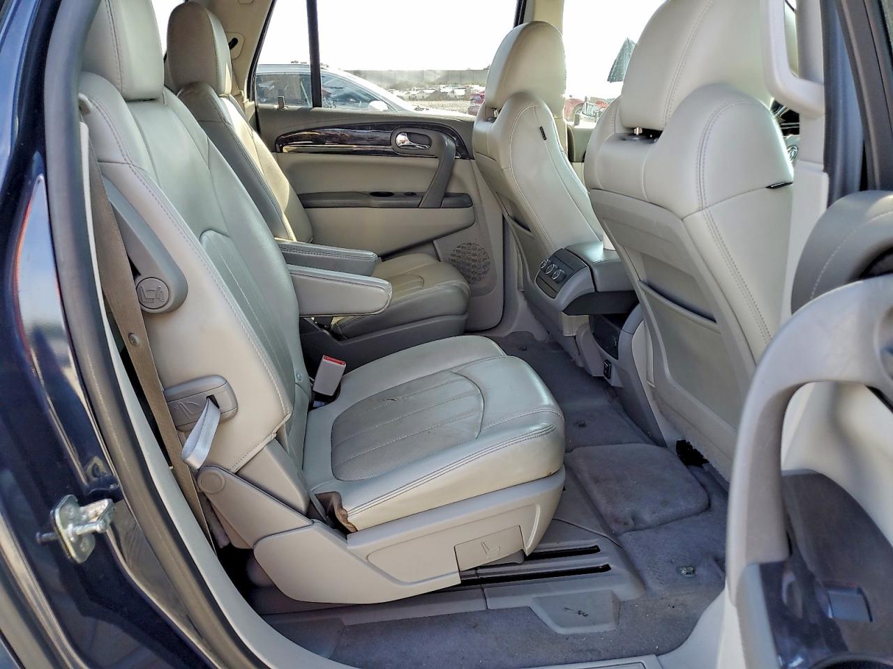 2015 Buick Enclave VIN: 5GAKRBKD2FJ212882 Lot: 93669025