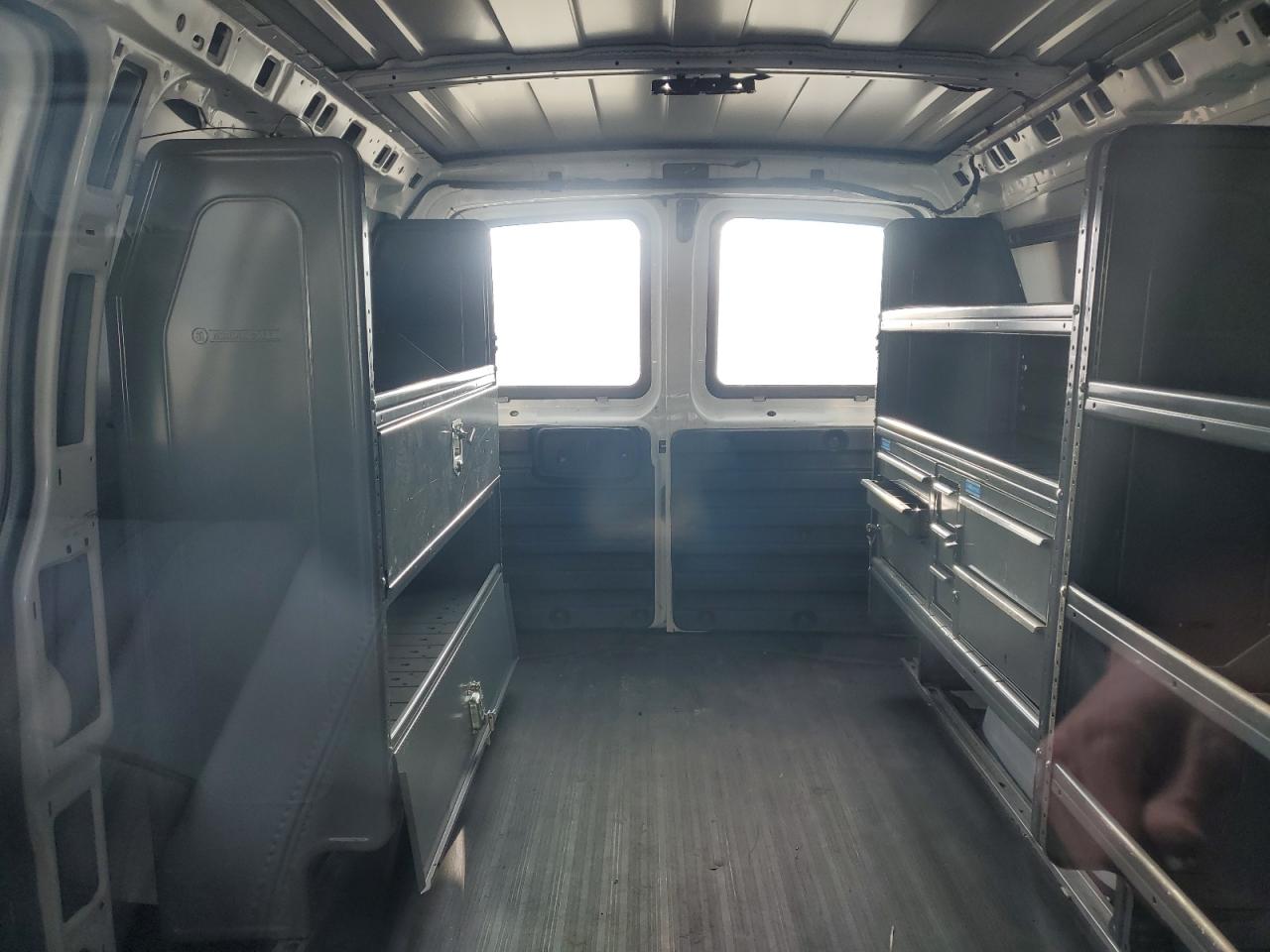 2020 GMC Savana 2500 Cargo Utility / Service Van VIN: 1GTW7AFG5L1125865 Lot: 93096785