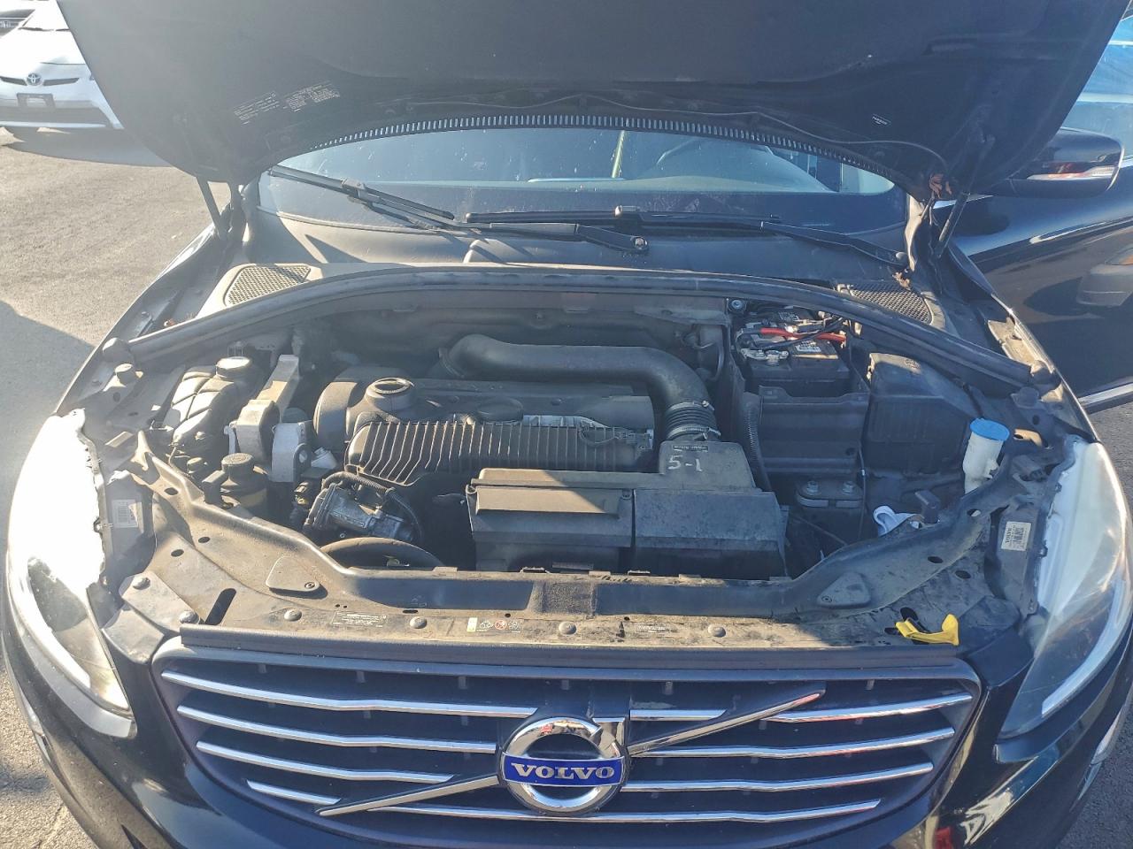 2016 Volvo Xc60 T5 Premier VIN: YV4612RK5G2795050 Lot: 93332635