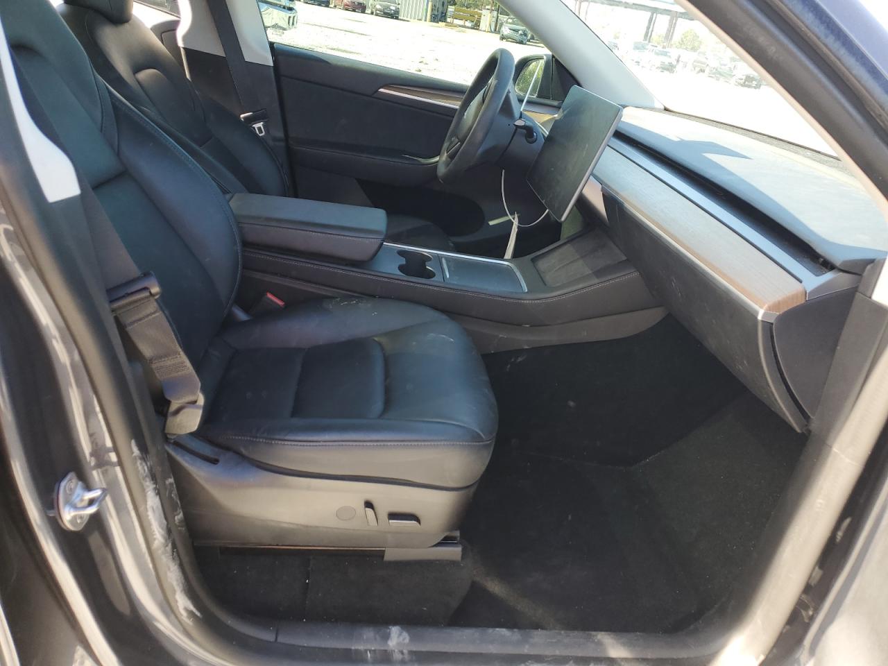 2022 Tesla Model Y VIN: 7SAYGDEF6NF521271 Lot: 92212045