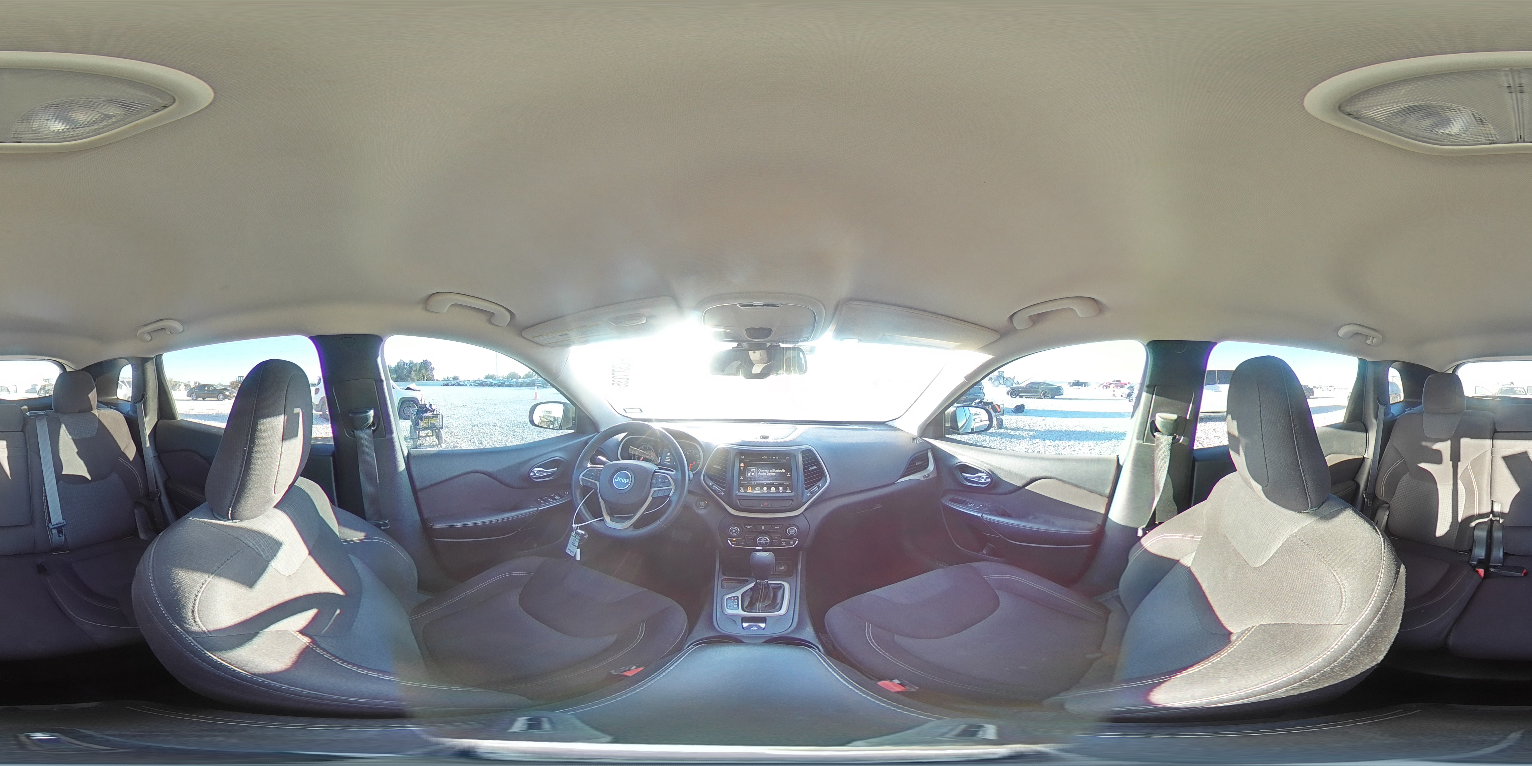 2016 Jeep Cherokee Latitude VIN: 1C4PJLCB7GW137373 Lot: 92377235