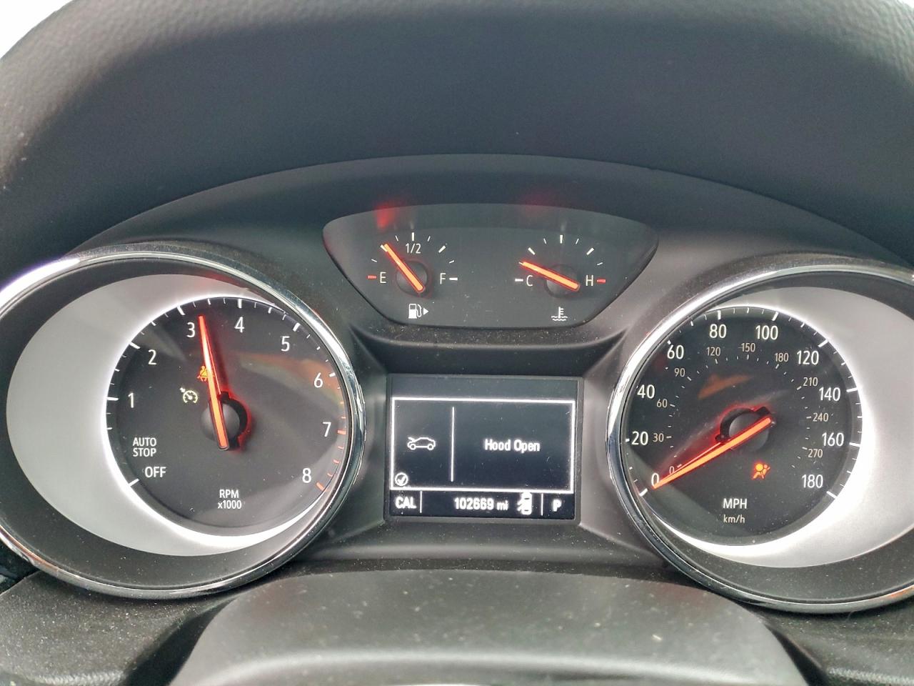 2018 Buick Regal Preferred VIN: W04GL6SX7J1070457 Lot: 92726365