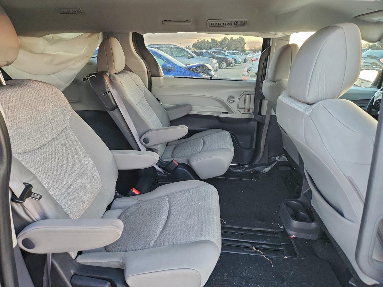 2022 Toyota Sienna Le VIN: 5TDKRKEC6NS122458 Lot: 94418875