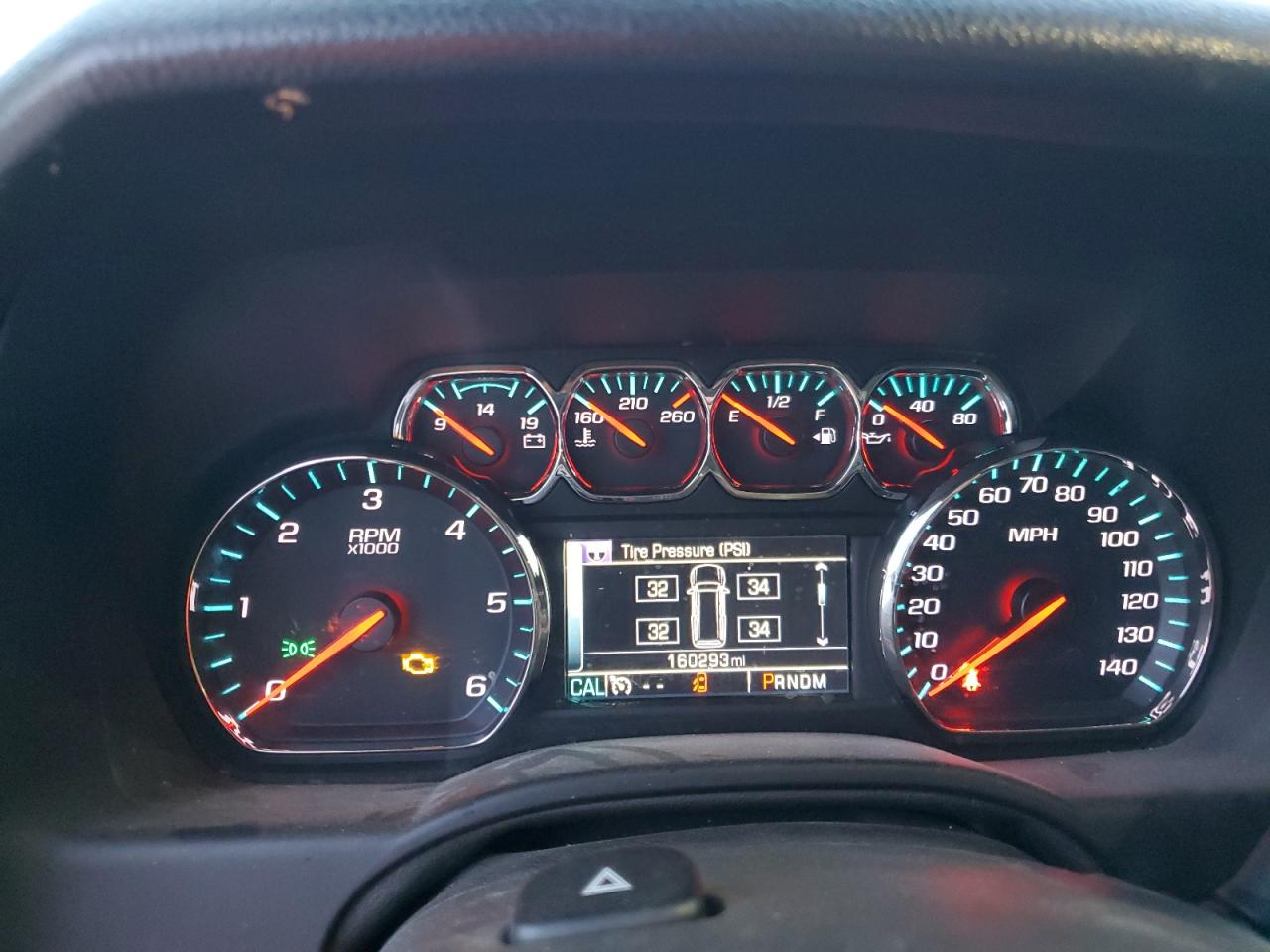 2015 Chevrolet Suburban K1500 Lt VIN: 1GNSKJKC9FR697535 Lot: 91805085