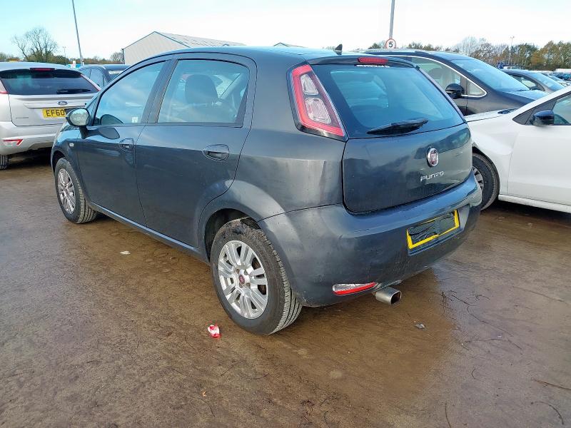 2013 FIAT PUNTO 1.4 EASY 5DR