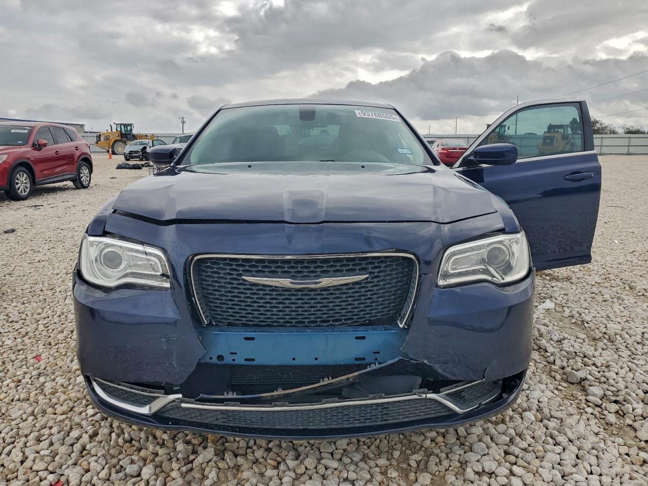 2017 Chrysler 300 Limited VIN: 2C3CCARG8HH617944 Lot: 93768555