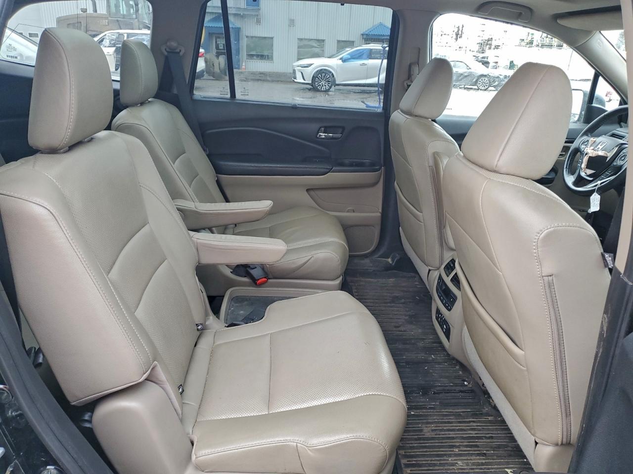 2017 Honda Pilot Touring VIN: 5FNYF6H99HB507192 Lot: 93675325