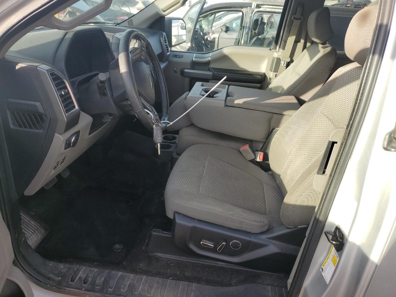 2015 Ford F150 Super Cab VIN: 1FTEX1EP7FKD24816 Lot: 93000875