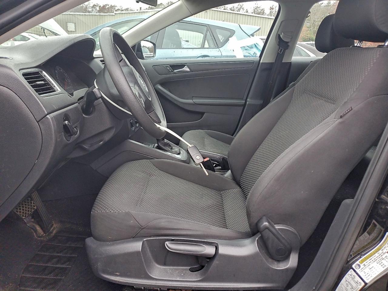 2013 Volkswagen Jetta Base VIN: 3VW2K7AJ2DM224373 Lot: 93411725