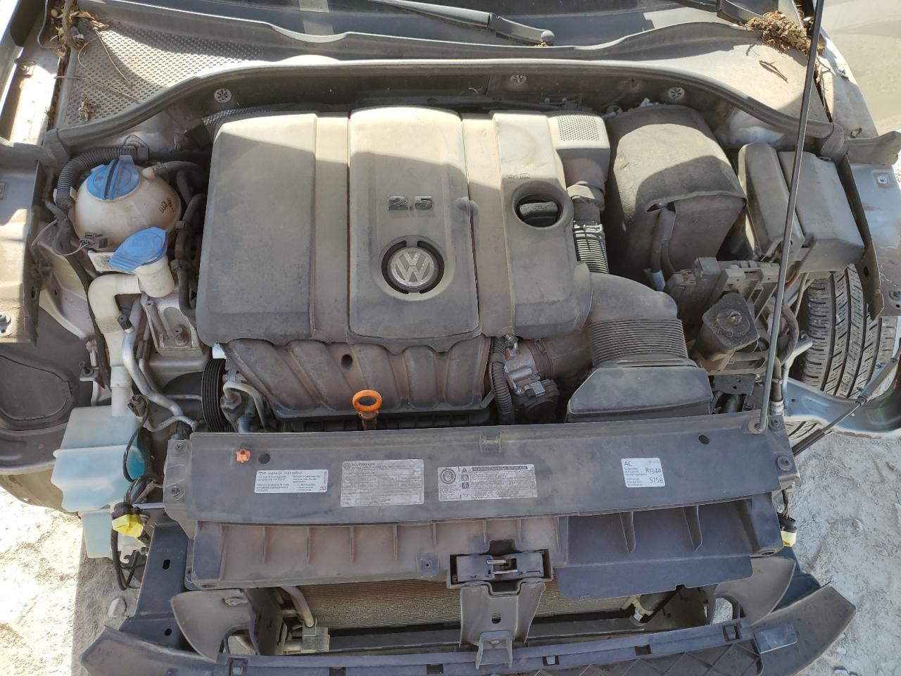 2013 Volkswagen Passat Se VIN: 1VWBP7A32DC064600 Lot: 90028945