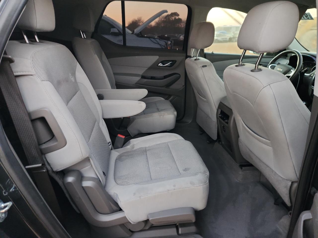 2019 Chevrolet Traverse Lt VIN: 1GNERGKW7KJ240575 Lot: 91775765