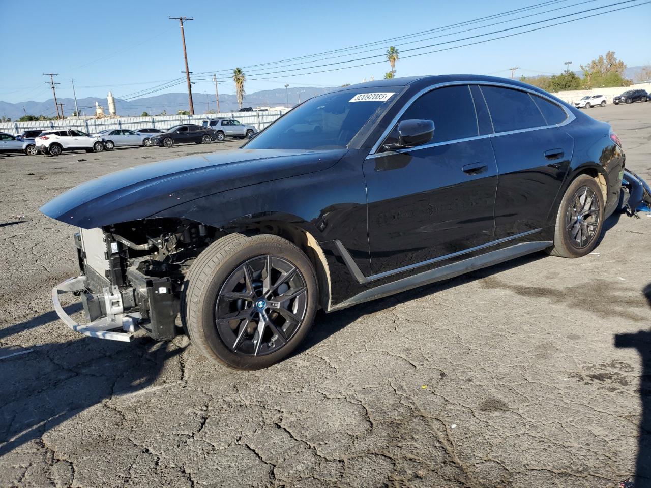 Фото: WBY73AW02PFP68460