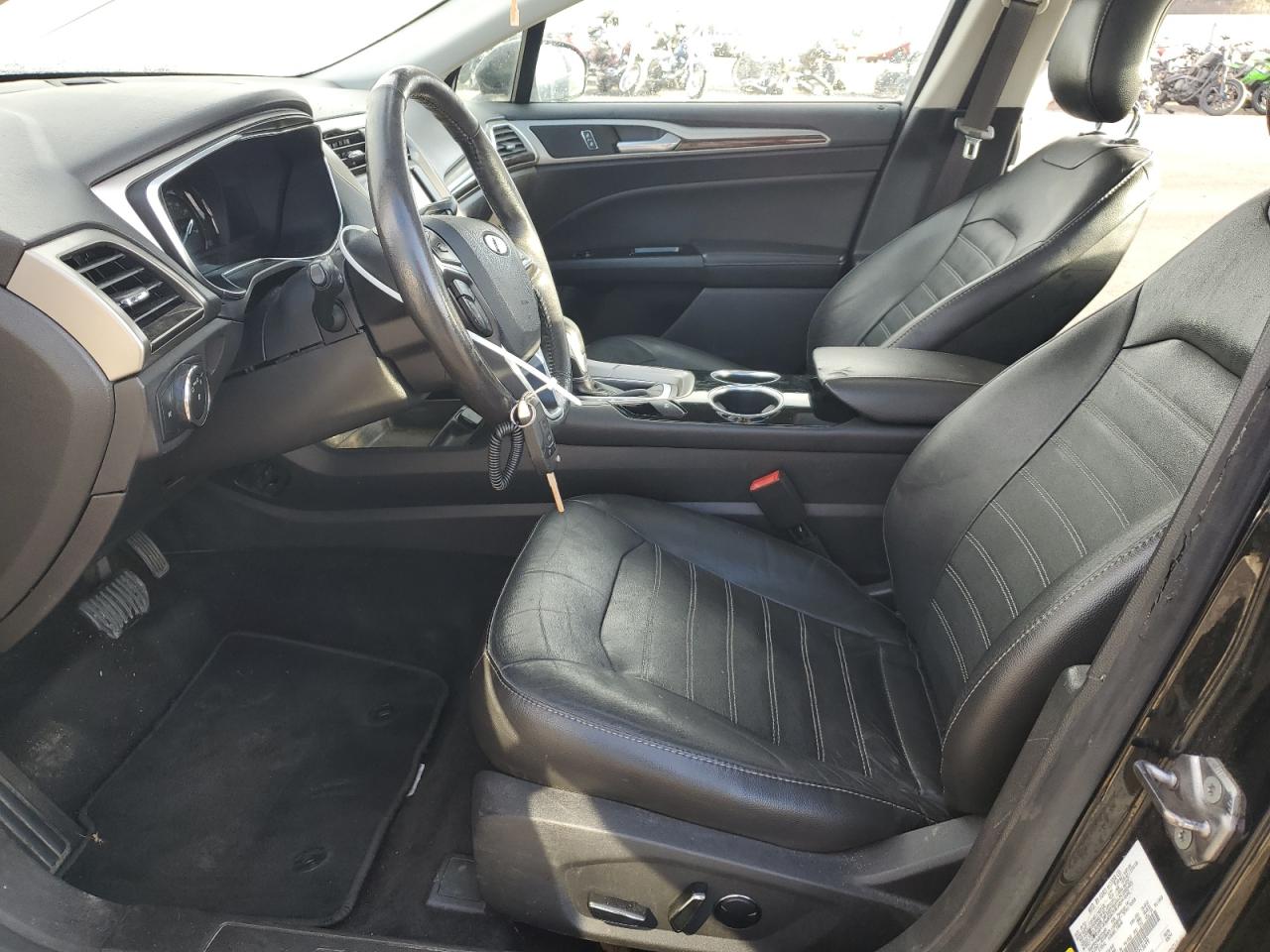 2013 Ford Fusion Se Hybrid VIN: 3FA6P0LU5DR253699 Lot: 92869755