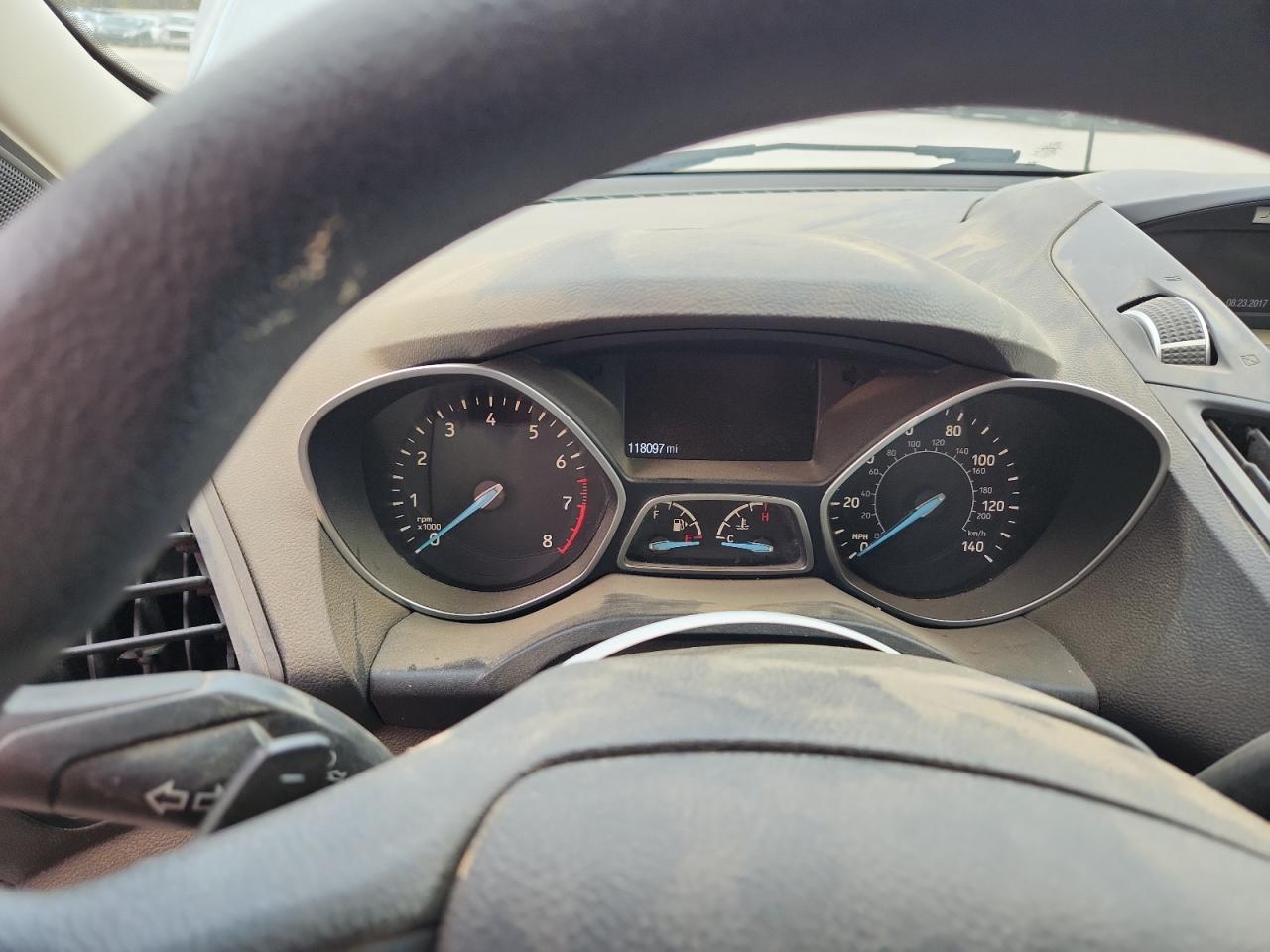 2017 Ford Escape Se VIN: 1FMCU0GDXHUB38977 Lot: 92175665