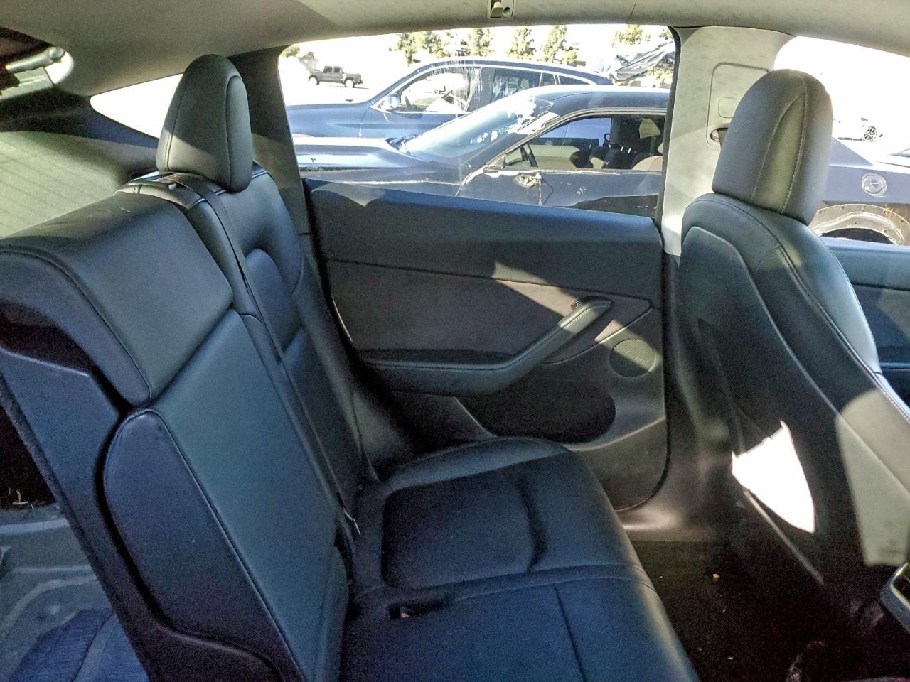 2021 Tesla Model Y VIN: 5YJYGAEE2MF199777 Lot: 93335115