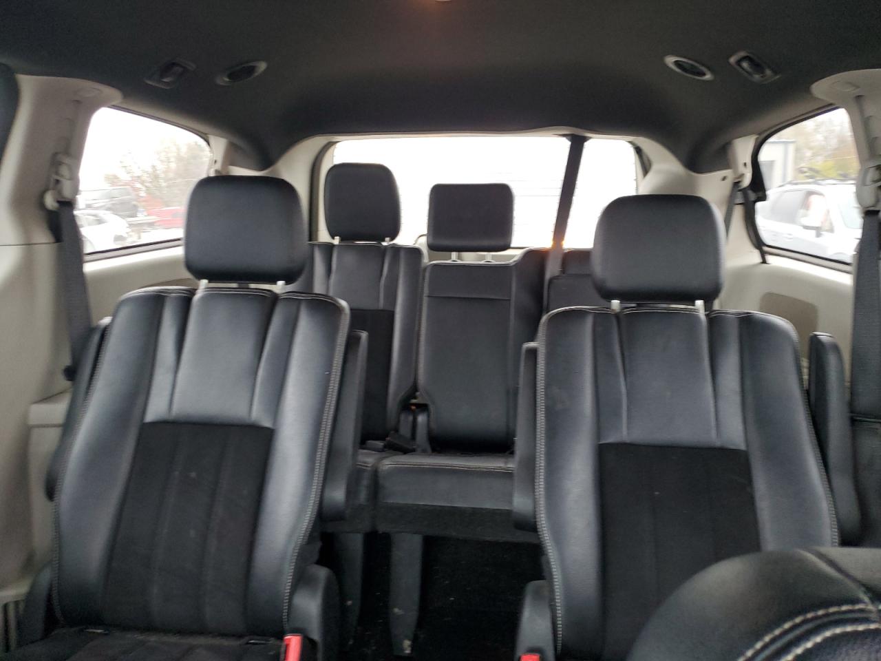 2017 Dodge Grand Caravan Sxt VIN: 2C4RDGCG0HR864951 Lot: 91792425