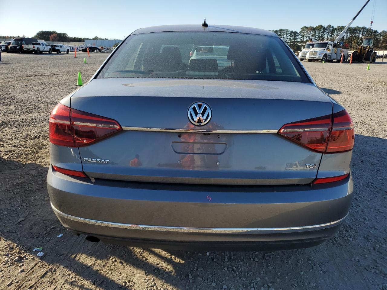 2017 Volkswagen Passat S VIN: 1VWAT7A38HC047118 Lot: 91768295