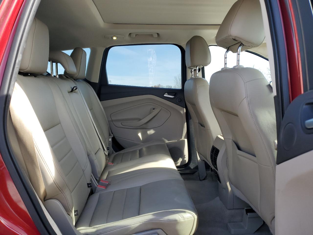 2015 Ford Escape Titanium VIN: 1FMCU9J95FUB16682 Lot: 92305425