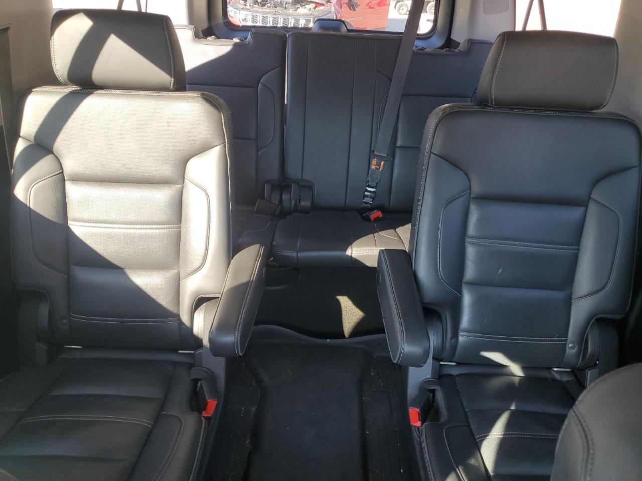 2018 GMC Yukon Xl Denali VIN: 1GKS2HKJ0JR122673 Lot: 92408105