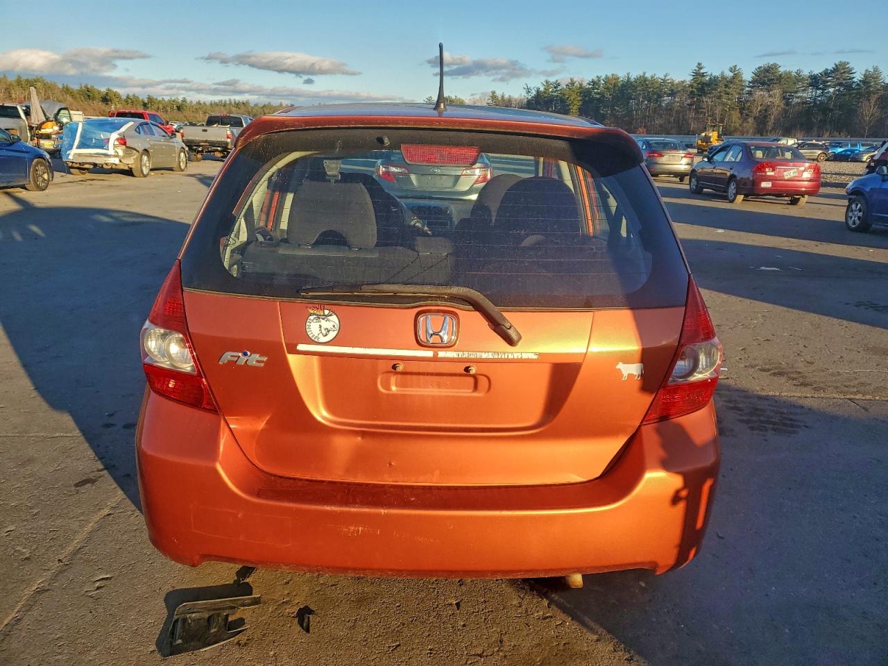 2007 Honda Fit S VIN: JHMGD38627S017585 Lot: 93736595