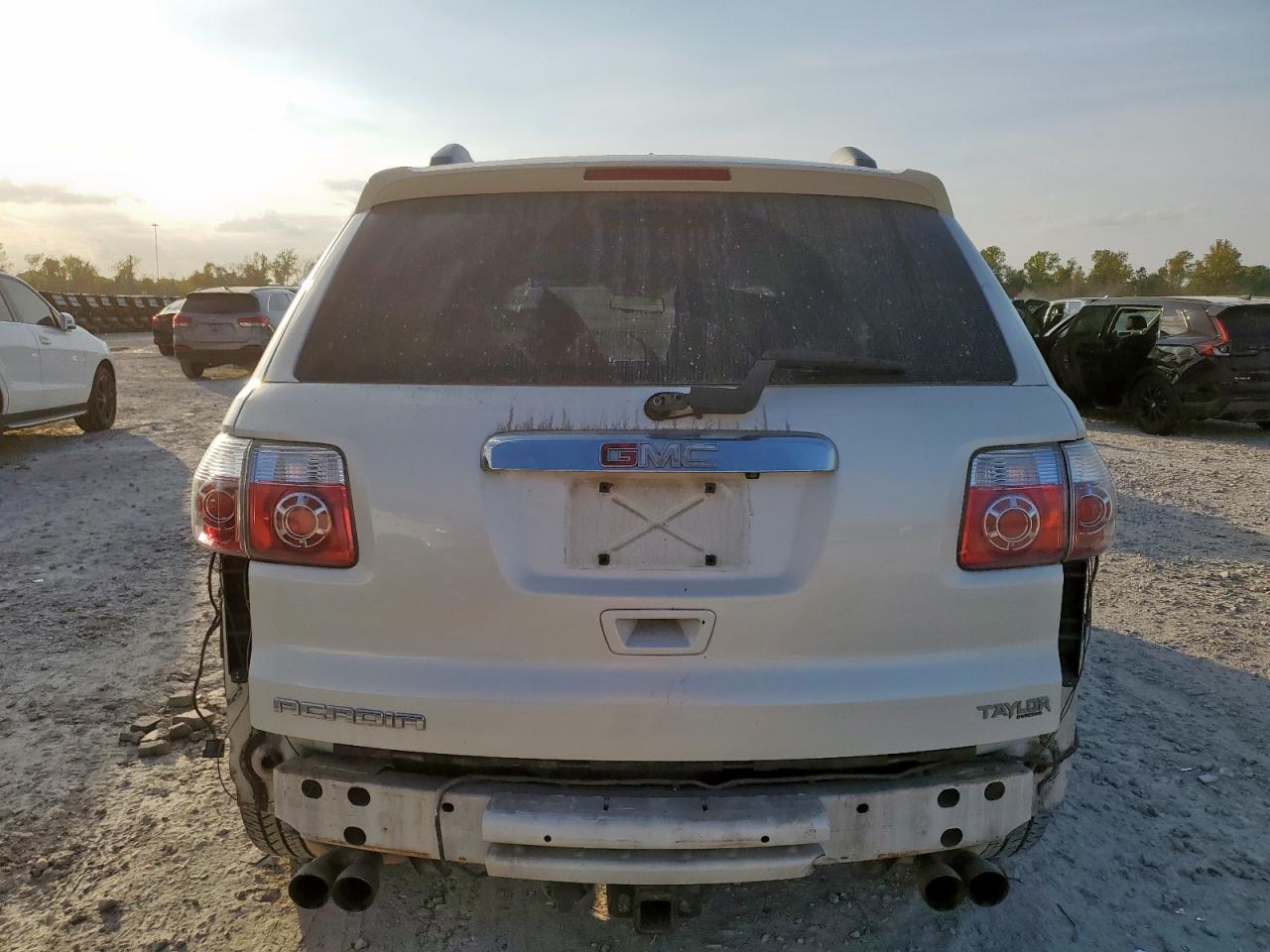 2010 GMC Acadia Slt-2 VIN: 1GKLRNEDXAJ130069 Lot: 93014445