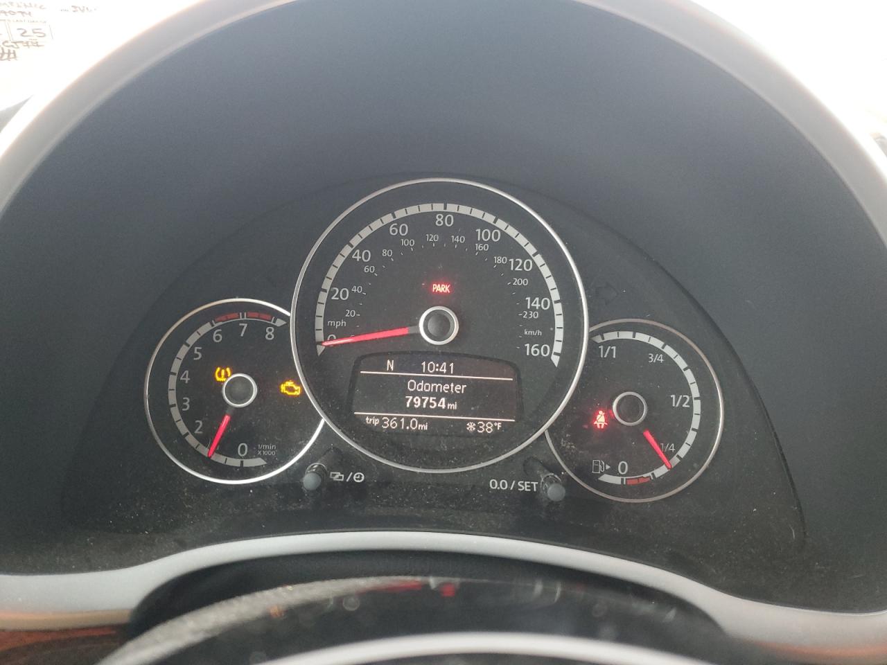 2013 Volkswagen Beetle Turbo VIN: 3VW8A7AT8DM817122 Lot: 92616395