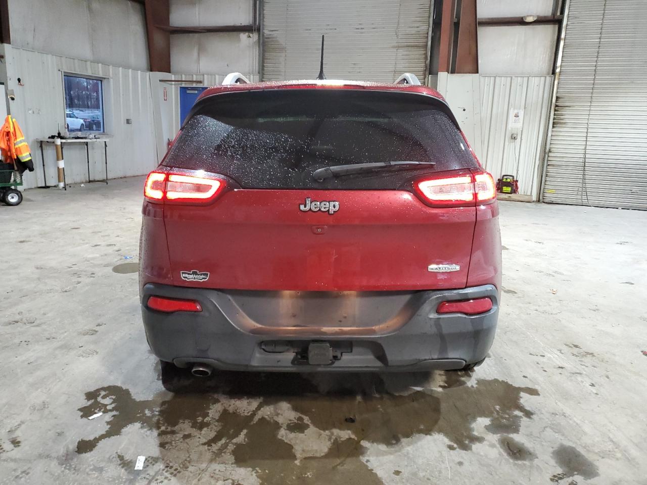 2014 Jeep Cherokee Latitude VIN: 1C4PJLCB8EW231677 Lot: 91798035
