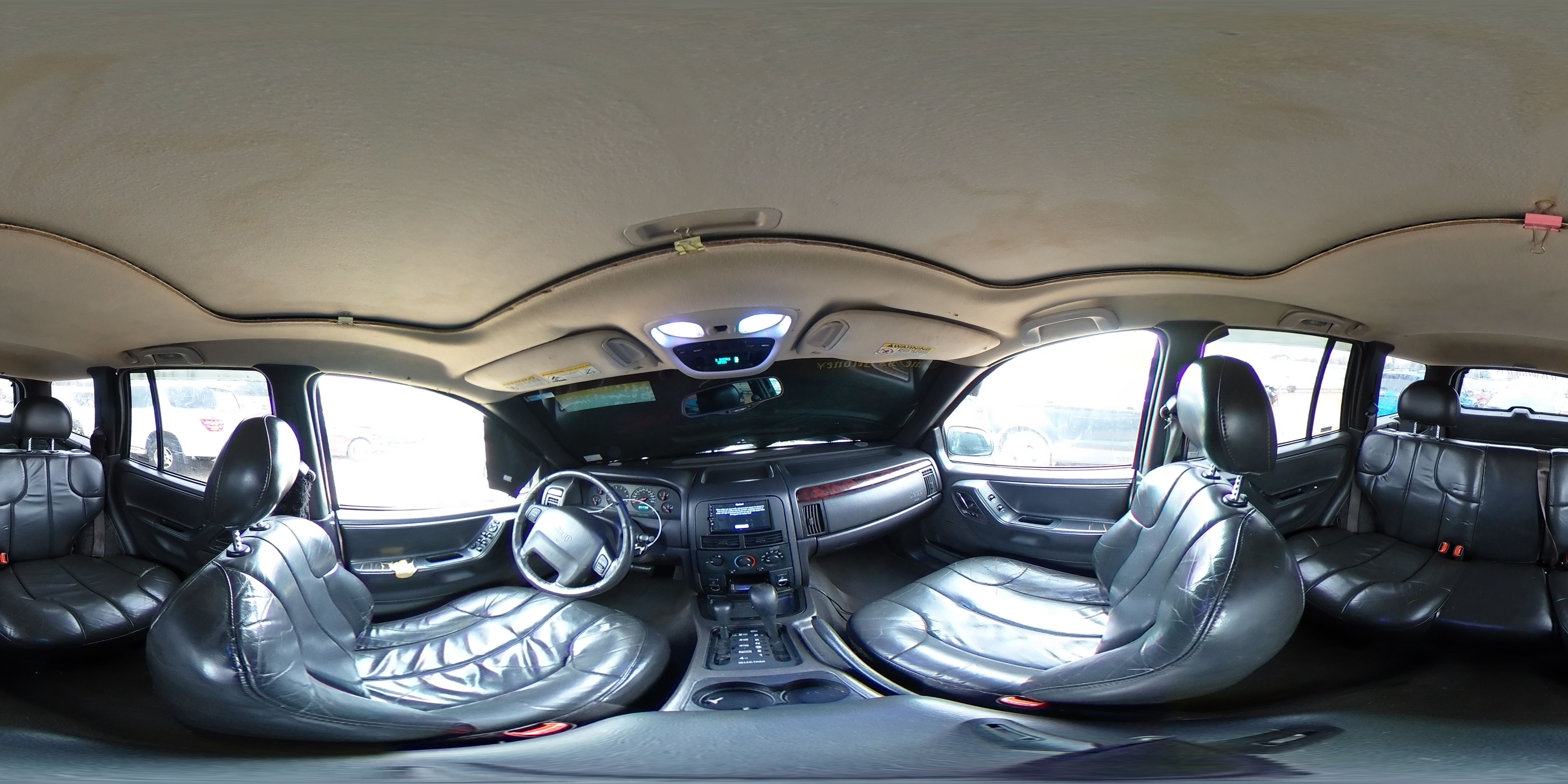 2000 Jeep Grand Cherokee Laredo VIN: 1J4GW48S0YC322734 Lot: 94291065