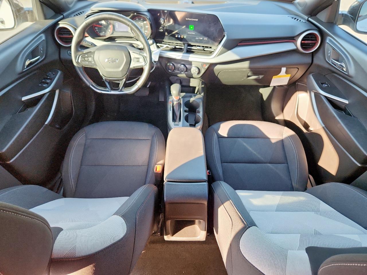 2025 Chevrolet Trax 1Rs VIN: KL77LGEP3SC064990 Lot: 91918015