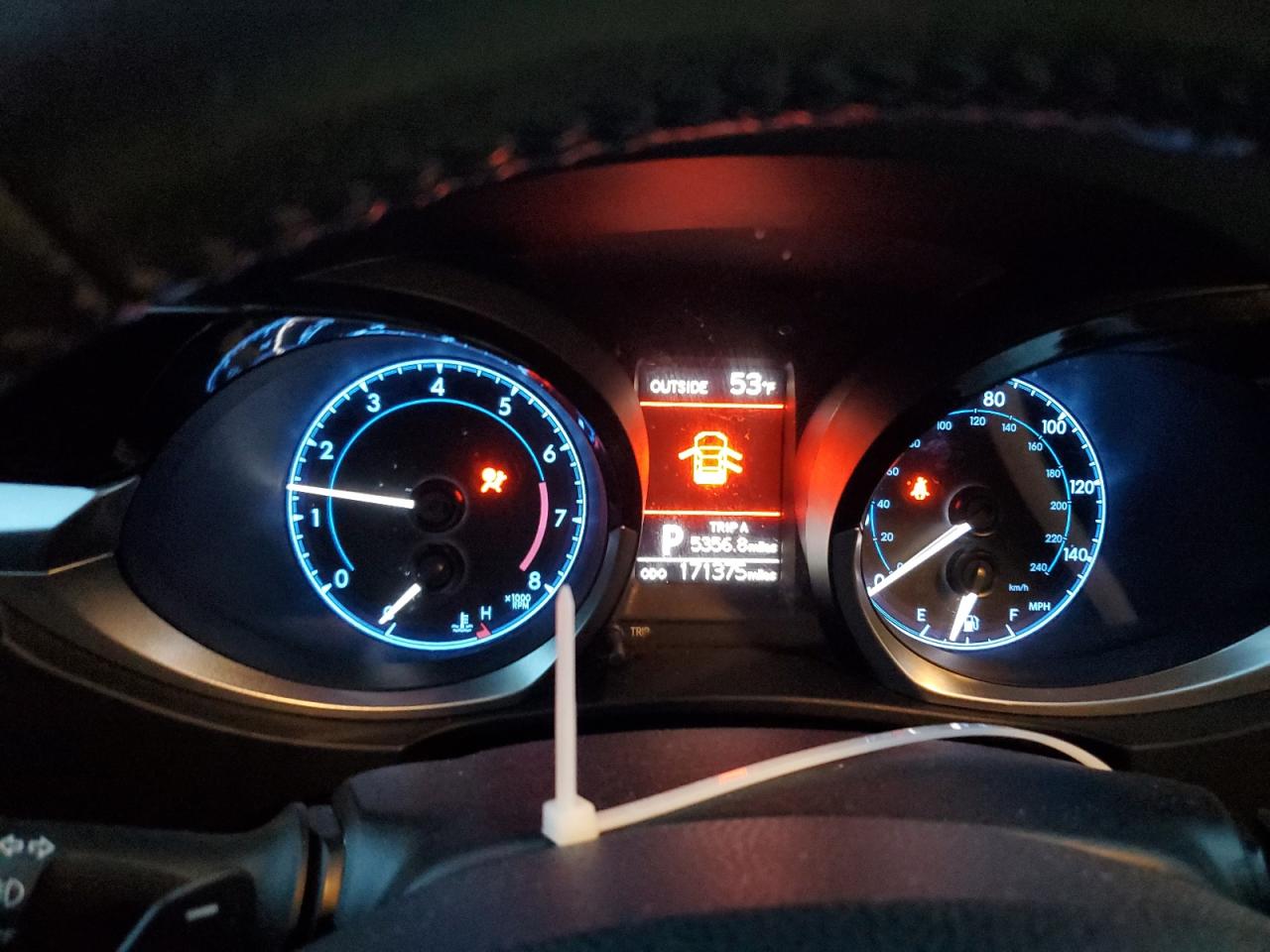 2014 Toyota Corolla L VIN: 5YFBURHE2EP107176 Lot: 92351725