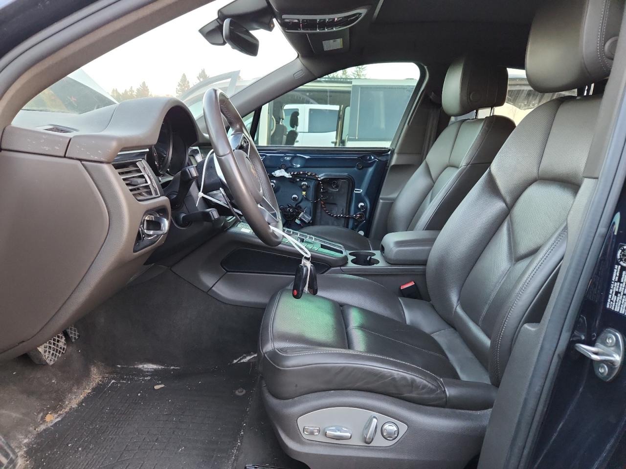 2020 Porsche Macan VIN: WP1AA2A58LLB04115 Lot: 86178105