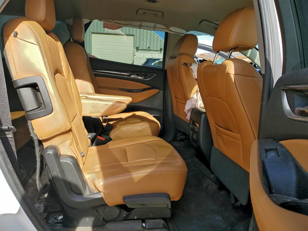 2018 Buick Enclave Essence VIN: 5GAERBKW4JJ263582 Lot: 94507055