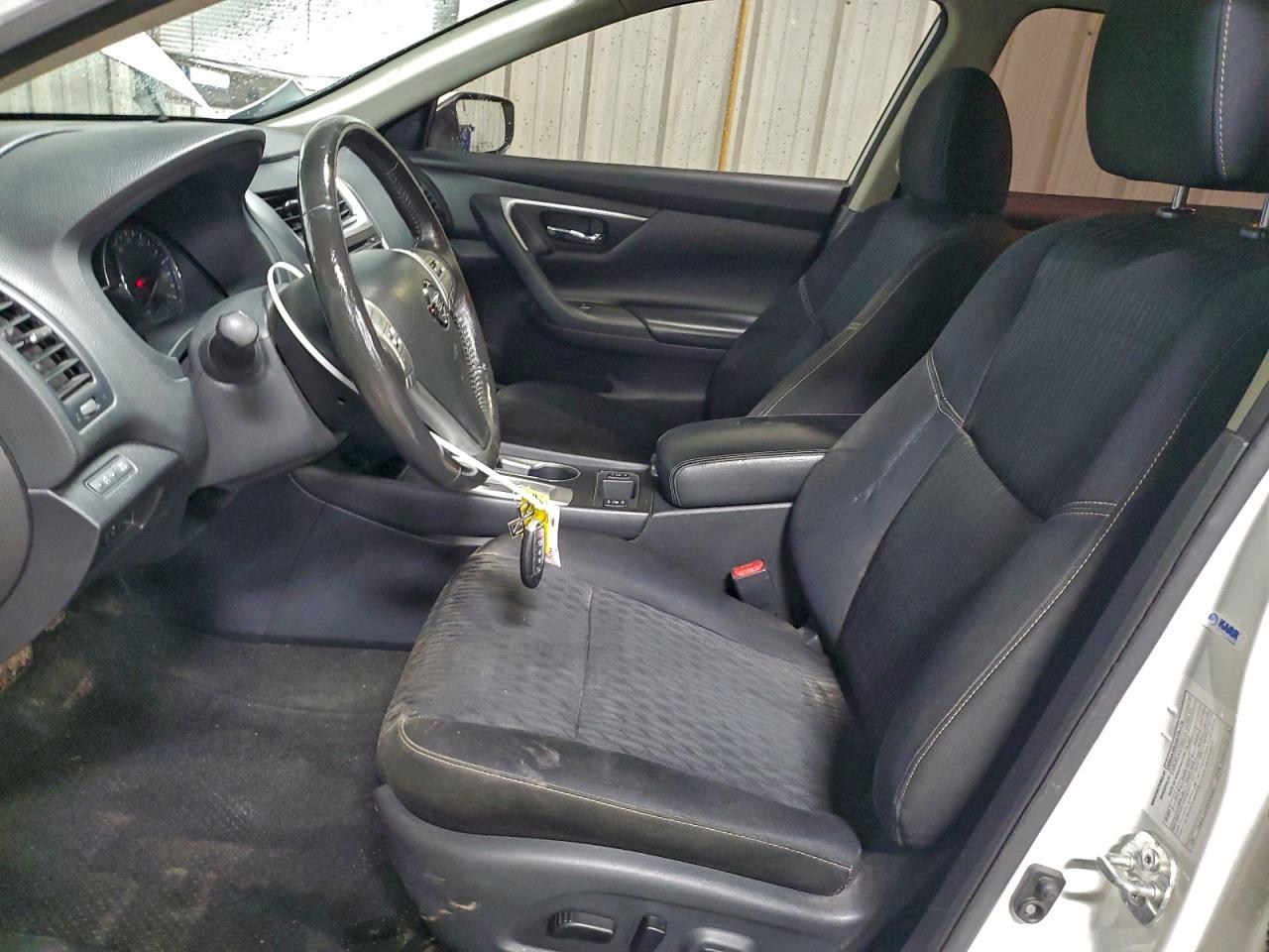 2017 Nissan Altima 2.5 VIN: 1N4AL3AP3HN351871 Lot: 94055655