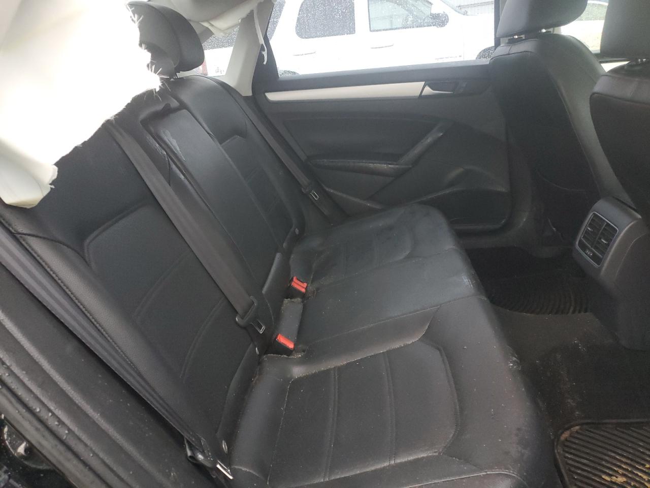 2013 Volkswagen Passat Se VIN: 1VWBP7A3XDC128141 Lot: 93769435