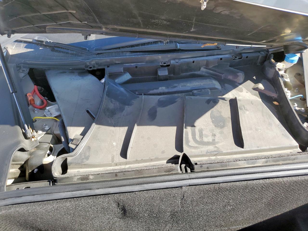 2019 Tesla Model S VIN: 5YJSA1E20KF343823 Lot: 92482075