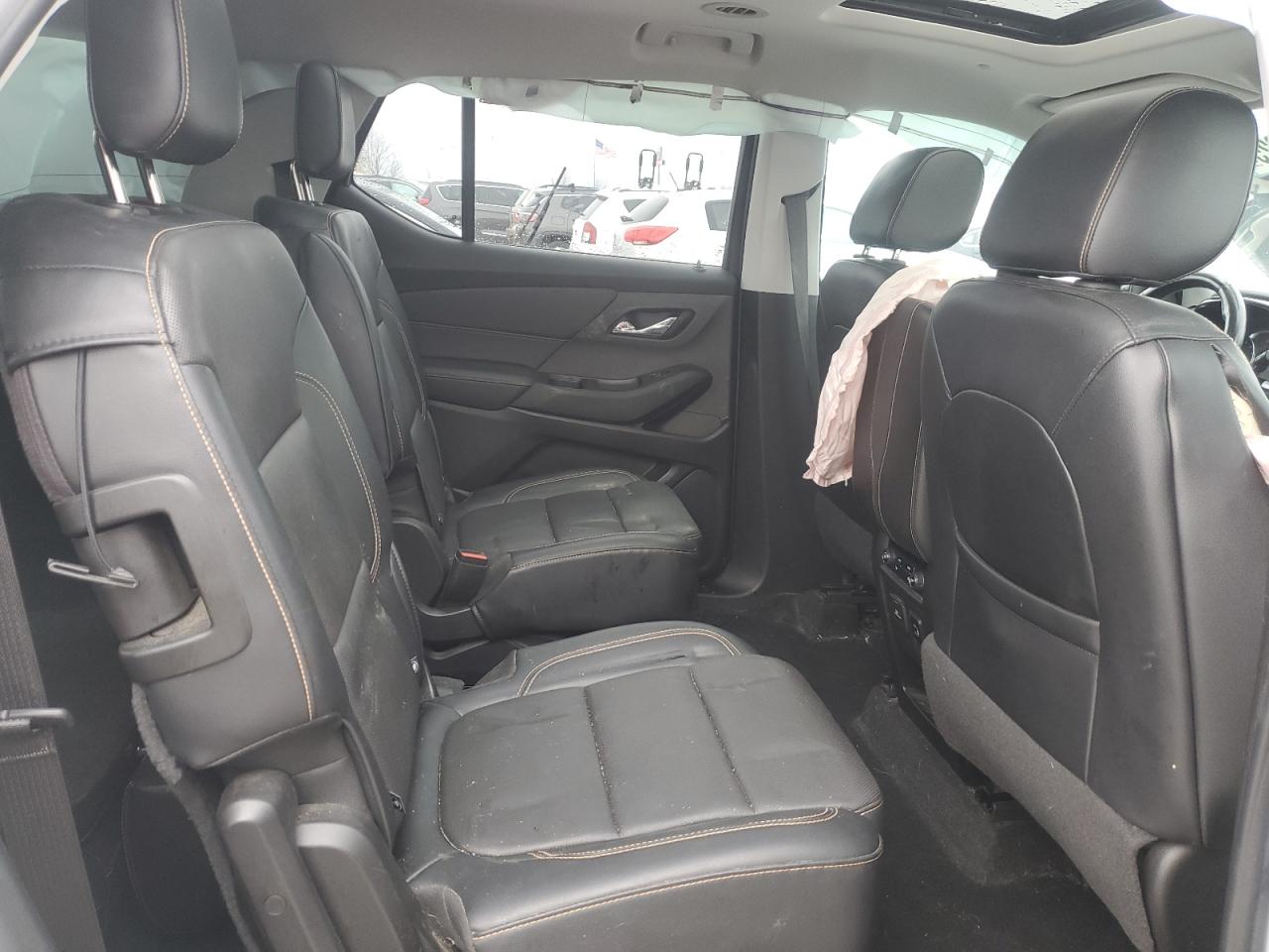 2018 Chevrolet Traverse Premier VIN: 1GNEVJKW0JJ151230 Lot: 92103325