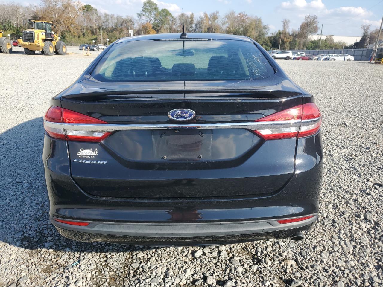 2018 Ford Fusion S VIN: 3FA6P0G72JR200295 Lot: 93458265