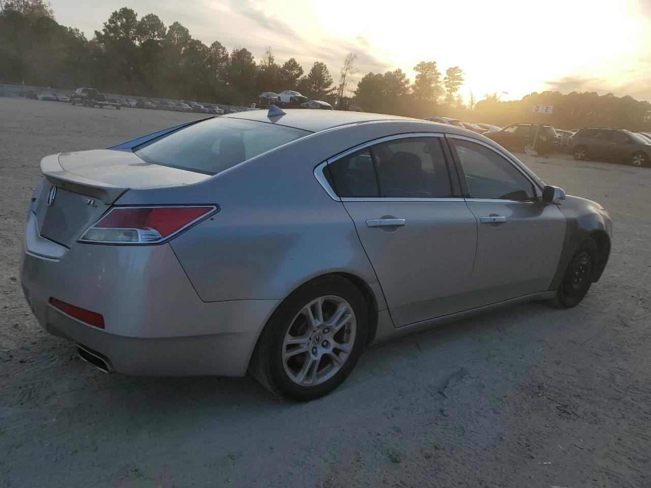 Фото: 19UUA8F57AA005595