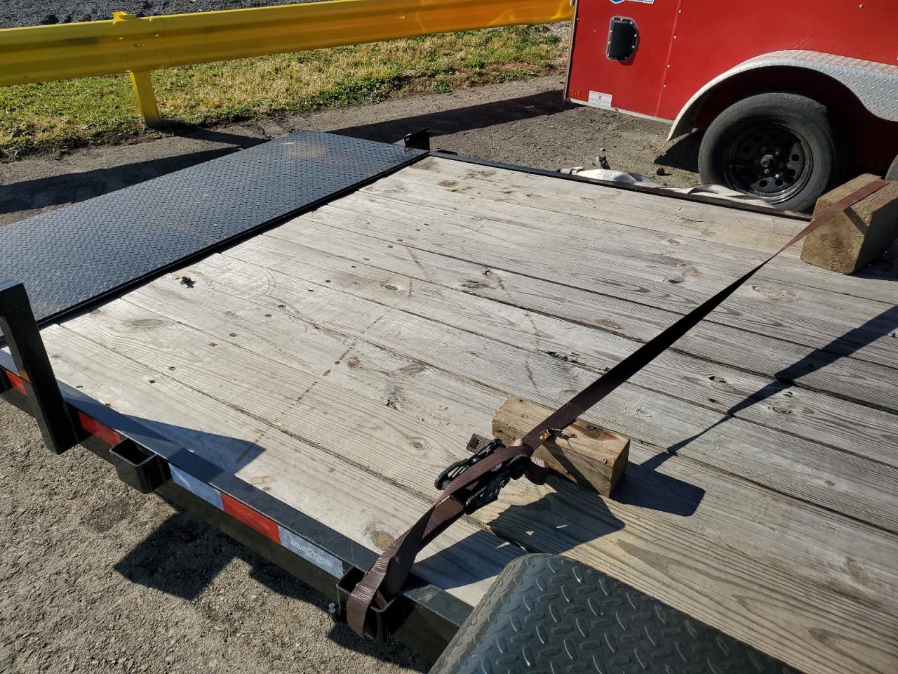 2024 Down To Earth Dte8220Gvtw3.5B Tilt Deck Equipment Trailer VIN: 1XNBE2023R3110308 Lot: 91957095