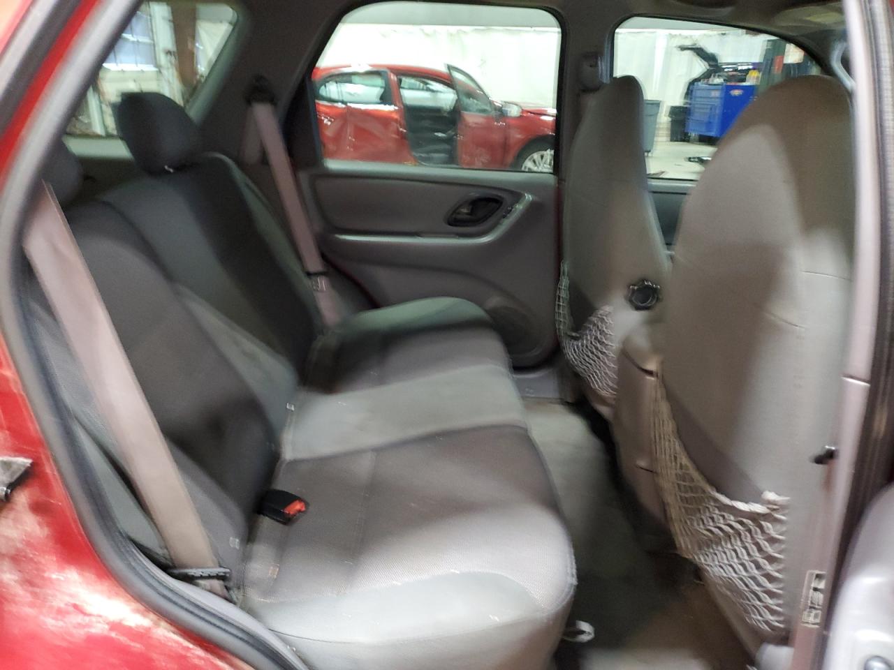 2001 Ford Escape Xlt VIN: 1FMYU04111KE76172 Lot: 92000885