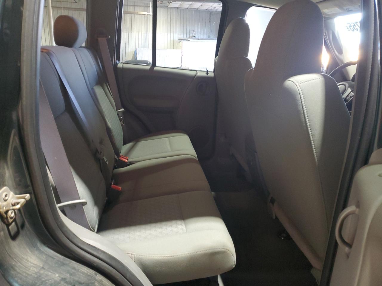 2006 Jeep Liberty Sport VIN: 1J4GL48K06W130914 Lot: 91839755