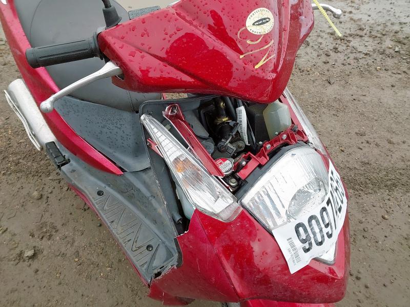 2005 HONDA SES 125-4 