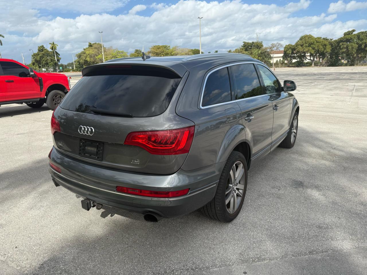 2013 Audi Q7 Premium Plus VIN: WA1LMAFE6DD010695 Lot: 91802365